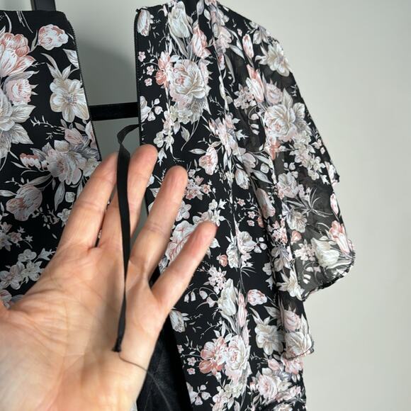 NWT IENNA for MAC DUGGAL Black Pink Floral Flutter Sleeve Maxi Dress Women’s - Picture 13 of 14